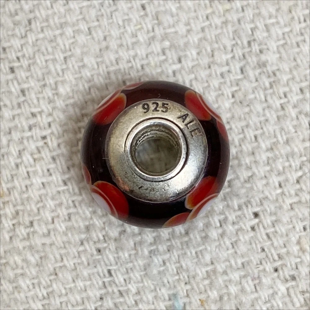 Pandora red flower